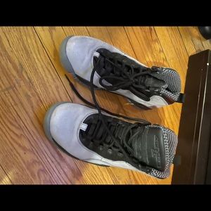 Used Jordans sneakers